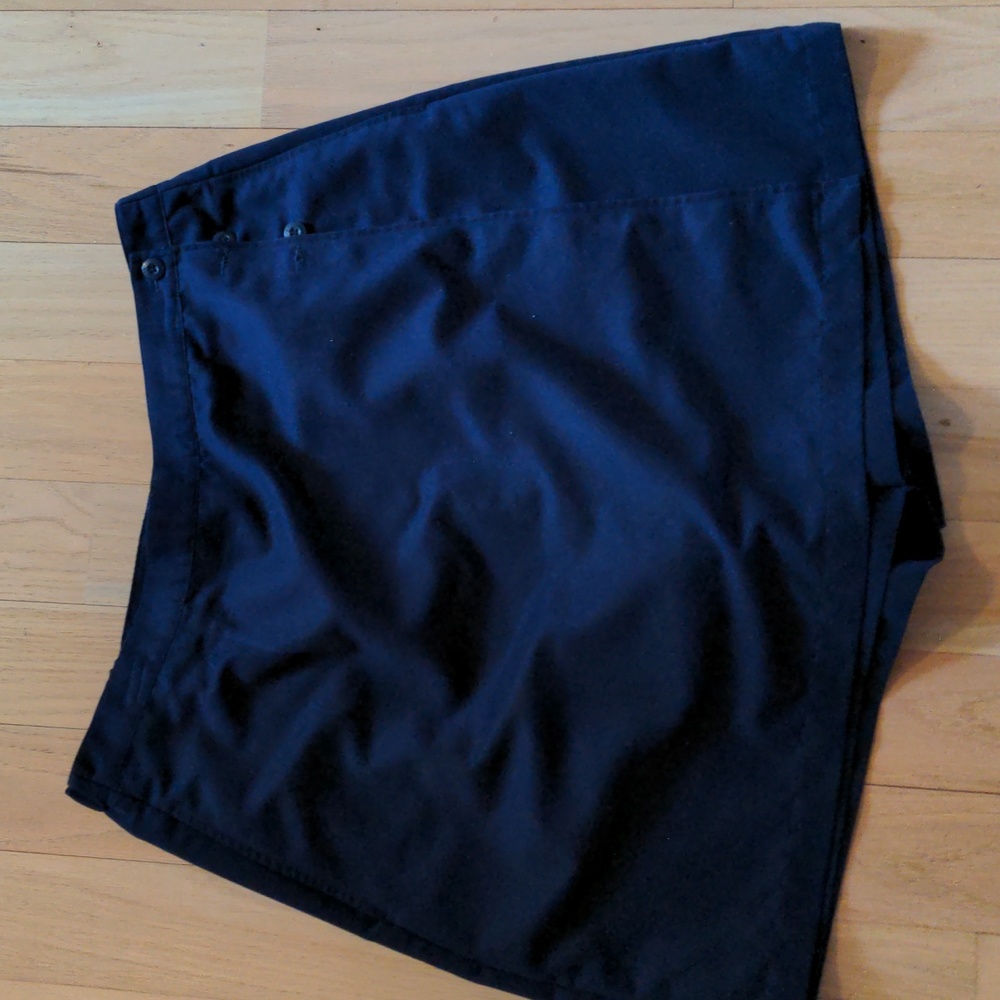 Karen Scott Sport Size 14 Navy Blue Skort